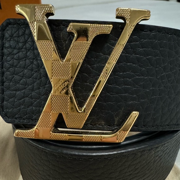 Louis Vuitton Men’s Reversible Belt - Picture 2 of 4